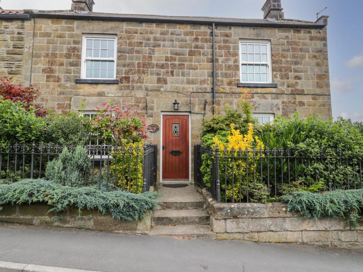 Springfield Cottage Whitby Exterior photo